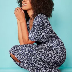 Love Mark Heyes Ditsy Print Jersey Tea Dress - Navy -Outlet Seraph Dress Store Love Mark Heyes Ditsy Print Jersey Tea Dress Navy93X364FRSP W04
